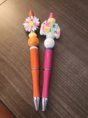 Keep Smiling & Flower Beaded Pens